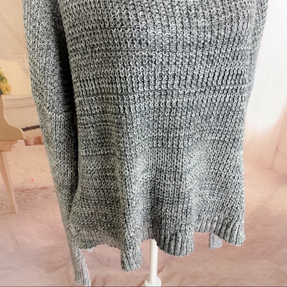 Victoria Secret Gray Knit Chunky Sweater - Picture 7 of 10